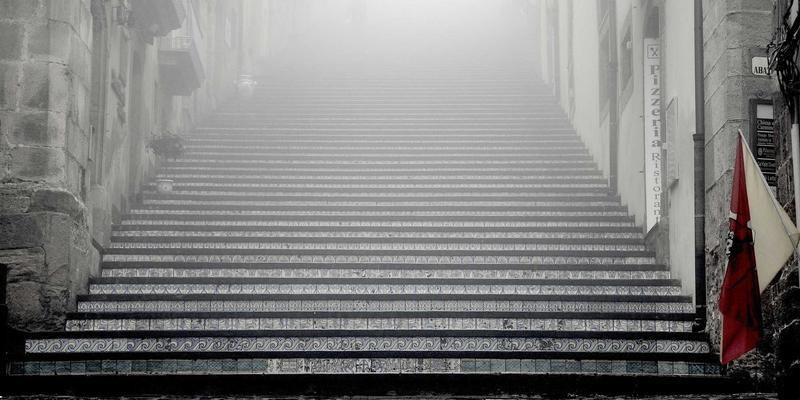 淘宝购物新趋势：如何结合小红书、抖音做出明智网购决策与获取隐藏优惠